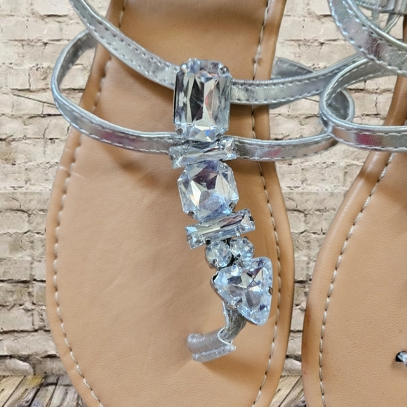 NWT/ Mix it Rhinestones Sandals - Picture 2 of 4